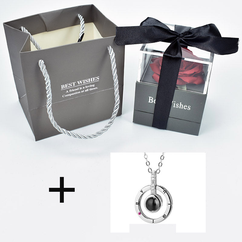Eternal rose with necklace